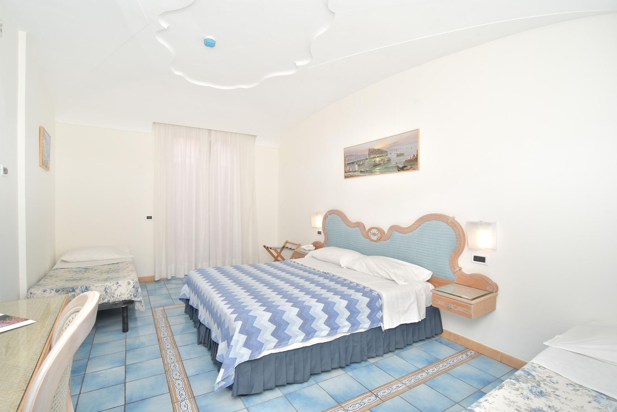 Albergo Italia - Beach Hotel Casamicciola Terme Exterior foto