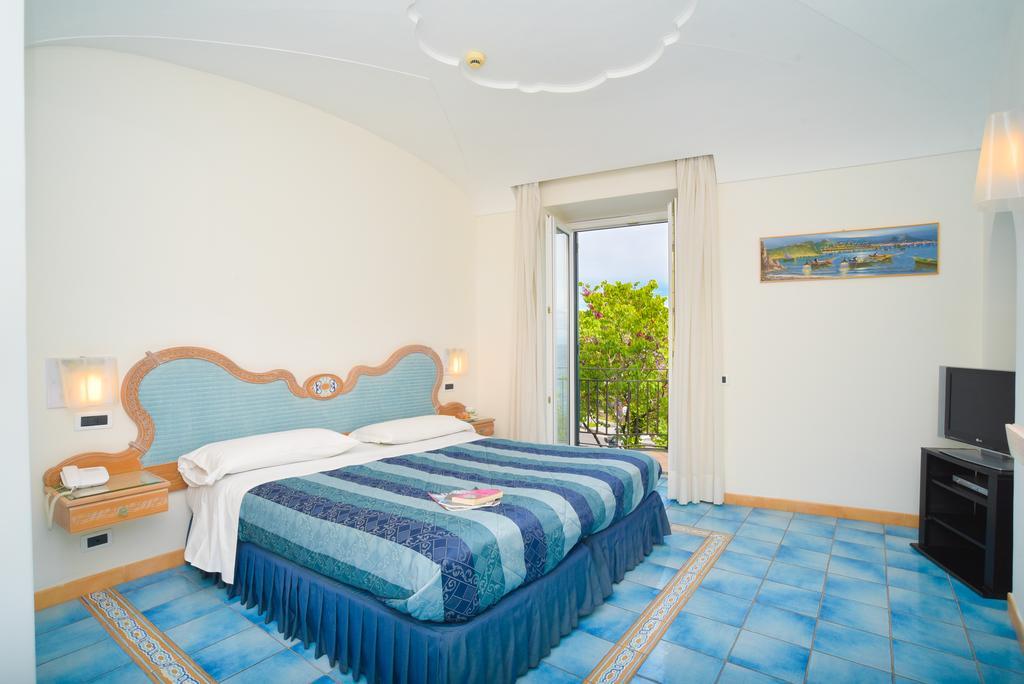 Albergo Italia - Beach Hotel Casamicciola Terme Exterior foto